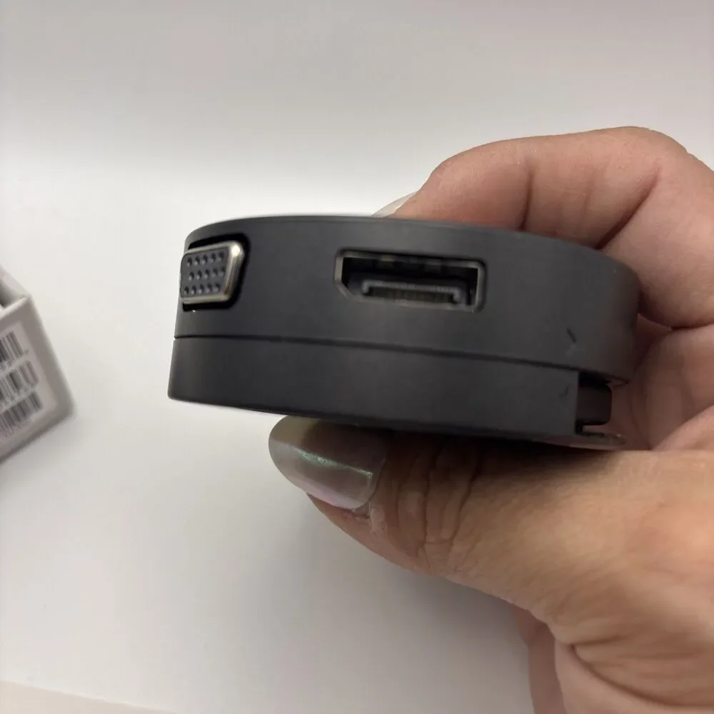 Dell USB-C Mobile Adapter DA300 Compact 6 in 1 HDMI 4K FHD USB-A 10Gbps open box